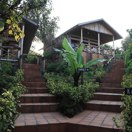 Nkuringo Bwindi Gorilla Lodge Экстерьер фото
